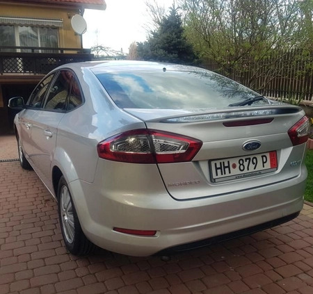 Ford Mondeo cena 16900 przebieg: 240000, rok produkcji 2011 z Staszów małe 436